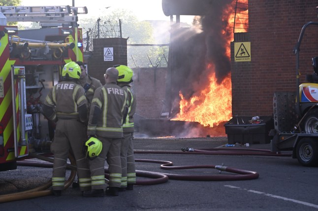 Fire fighters tackle a fire at a west London sub power station at Victoria Passage this morning. Picture by Jeremy Selwyn / SelwynPics +44 7836 200711 29/04/2025