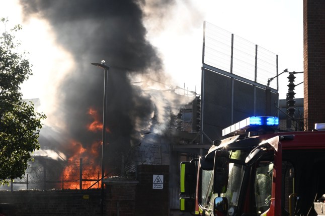 Fire fighters tackle a fire at a west London sub power station at Victoria Passage this morning. Picture by Jeremy Selwyn / SelwynPics +44 7836 200711 29/04/2025